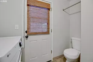10723 SE Stephens St, Portland, OR 97216 - Photo 34