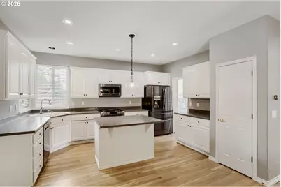 10544 SW Sunnyside Dr, Wilsonville, OR 97070 - Photo 18