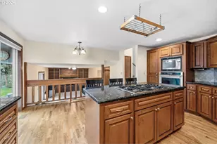 13825 SW Weir Rd, Beaverton, OR 97008 - Photo 12