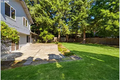 13825 SW Weir Rd, Beaverton, OR 97008 - Photo 34