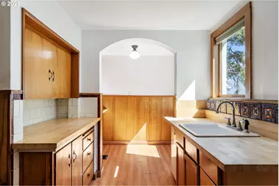 3366 NW Franklin Ct, Portland, OR 97210 - Photo 20