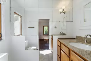 3366 NW Franklin Ct, Portland, OR 97210 - Photo 14