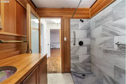 3366 NW Franklin Ct, Portland, OR 97210 - Photo 28