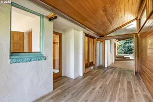 3366 NW Franklin Ct, Portland, OR 97210 - Photo 32