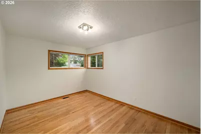 12115 NE Fremont St, Portland, OR 97220 - Photo 20