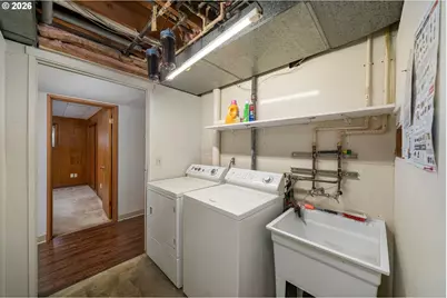 12115 NE Fremont St, Portland, OR 97220 - Photo 44