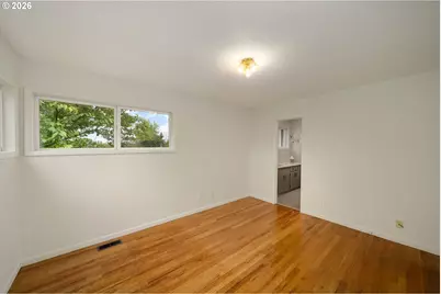 12115 NE Fremont St, Portland, OR 97220 - Photo 16