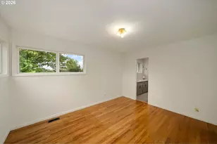 12115 NE Fremont St, Portland, OR 97220 - Photo 16