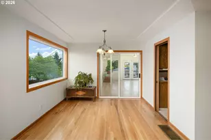 12115 NE Fremont St, Portland, OR 97220 - Photo 6