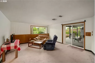 12115 NE Fremont St, Portland, OR 97220 - Photo 22