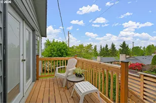 12115 NE Fremont St, Portland, OR 97220 - Photo 22