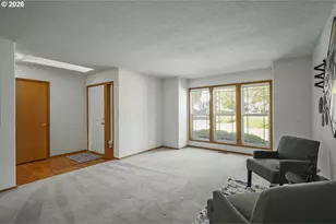 14934 SW Emerald Ct, Beaverton, OR 97007 - Photo 6