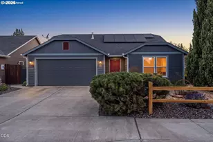 339 Southwest 33rd Drive, Redmond, OR 97756 - Photo 1