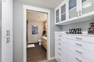 1310 NW Naito Parkway, Portland, OR 97209 - Photo 16