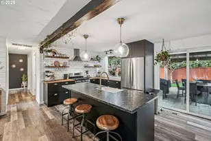 171 NE 18th St, Gresham, OR 97030 - Photo 12