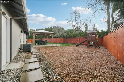 171 NE 18th St, Gresham, OR 97030 - Photo 34