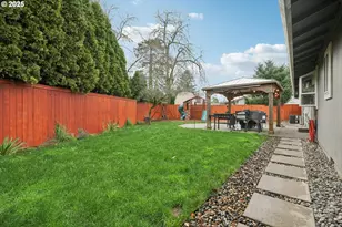 171 NE 18th St, Gresham, OR 97030 - Photo 30