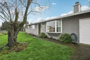 171 NE 18th St, Gresham, OR 97030 - Photo 4