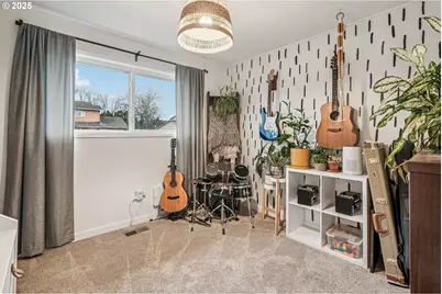 171 NE 18th St, Gresham, OR 97030 - Photo 24