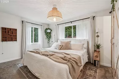 171 NE 18th St, Gresham, OR 97030 - Photo 16