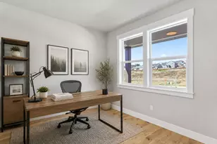 2221 E Juniper Cir, La Center, WA 98629 - Photo 40