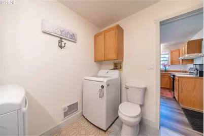 426 N Vista Ter, Otis, OR 97368 - Photo 24