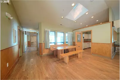 1275 Oakhill Ave, Salem, OR 97302 - Photo 14