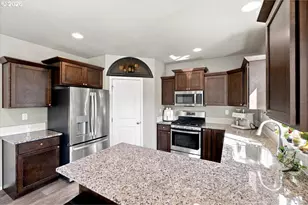 2344 NW Imperial Dr, Albany, OR 97321 - Photo 8