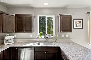 2344 NW Imperial Dr, Albany, OR 97321 - Photo 10