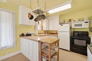 840 NE Lafayette Ave, McMinnville, OR 97128 - Photo 16