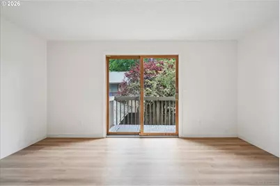 3924 SE 168th Ave, Portland, OR 97236 - Photo 6