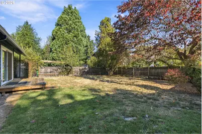 9565 N Ivanhoe St, Portland, OR 97203 - Photo 38