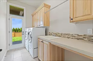 15430 NW Delia St, Portland, OR 97229 - Photo 20