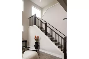 8285 N Hargrave St, Camas, WA 98607 - Photo 8