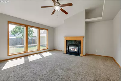1172 S Sycamore St, Canby, OR 97013 - Photo 10