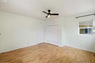 710 S 1st St, Cottage Grove, OR 97424 - Photo 20