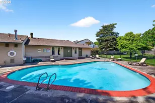 627 N Hayden Bay Dr, Portland, OR 97217 - Photo 20