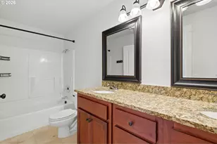 627 N Hayden Bay Dr, Portland, OR 97217 - Photo 14