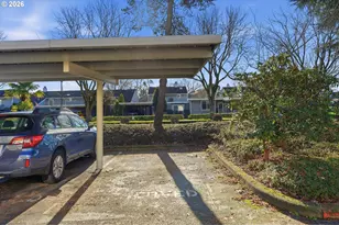 627 N Hayden Bay Dr, Portland, OR 97217 - Photo 18