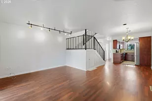 627 N Hayden Bay Dr, Portland, OR 97217 - Photo 8