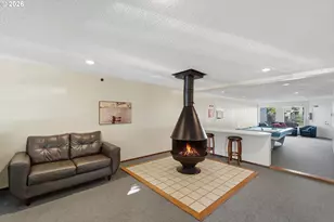 627 N Hayden Bay Dr, Portland, OR 97217 - Photo 24