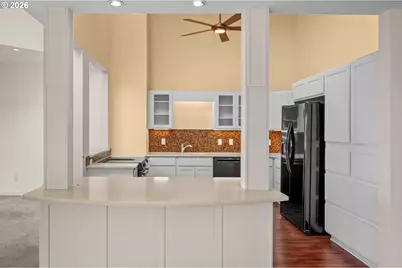 5826 S Riverpoint Ln, Portland, OR 97239 - Photo 12