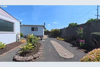 1055 Lockhaven Dr N #83, Keizer, OR 97303 - Photo 32