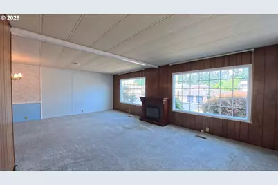 1055 Lockhaven Dr N #83, Keizer, OR 97303 - Photo 4