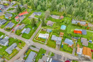 1615 19th St, Myrtle Point, OR 97458 - Photo 8