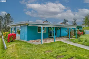 1615 19th St, Myrtle Point, OR 97458 - Photo 4