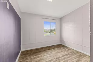 1615 19th St, Myrtle Point, OR 97458 - Photo 32