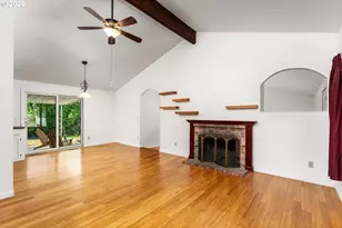 11064 SE Market St, Portland, OR 97216 - Photo 12