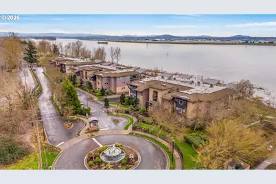 5841 SE Columbia Way #102, Vancouver, WA 98661 - Photo 1