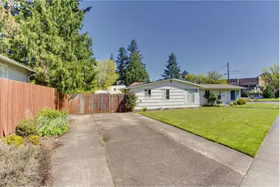 5215 N Willis Blvd, Portland, OR 97203 - Photo 4